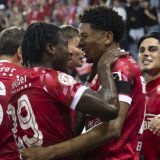 La joie des joueurs de Thoune après le 2-1 de Meichtry KEYSTONE/ANTHONY ANEX